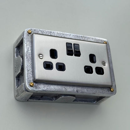 Brushed Steel Double Switched 13A Power Socket 230V 2 Gang 2G Socket Cast Metal Conduit Switch Industrial
