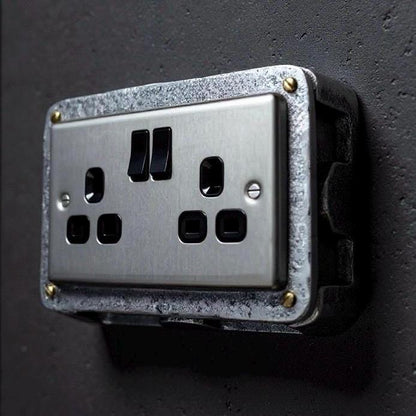 Brushed Steel Double Switched 13A Power Socket 230V 2 Gang 2G Socket Cast Metal Conduit Switch Industrial