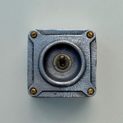 Single Gang Cast Aluminium Conduit Toggle Light Switch | 2 Way