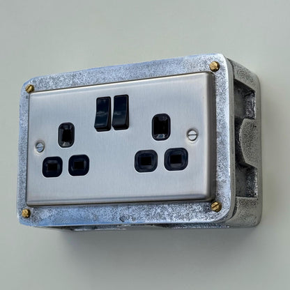 Brushed Steel Double Switched 13A Power Socket 230V 2 Gang 2G Socket Cast Metal Conduit Switch Industrial