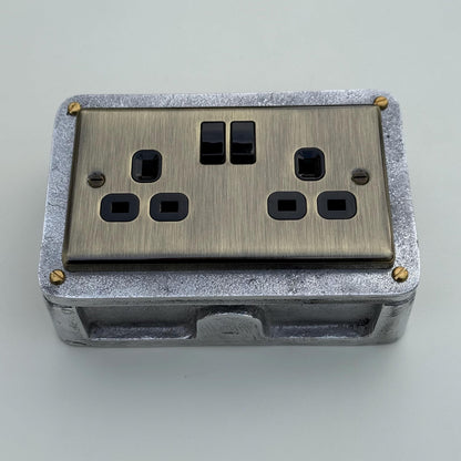 Antique Brass Double Switched Socket | 13A 2 Gang Solid Cast Metal