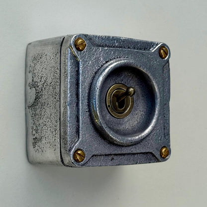 Single Gang Cast Aluminium Conduit Toggle Light Switch | 2 Way